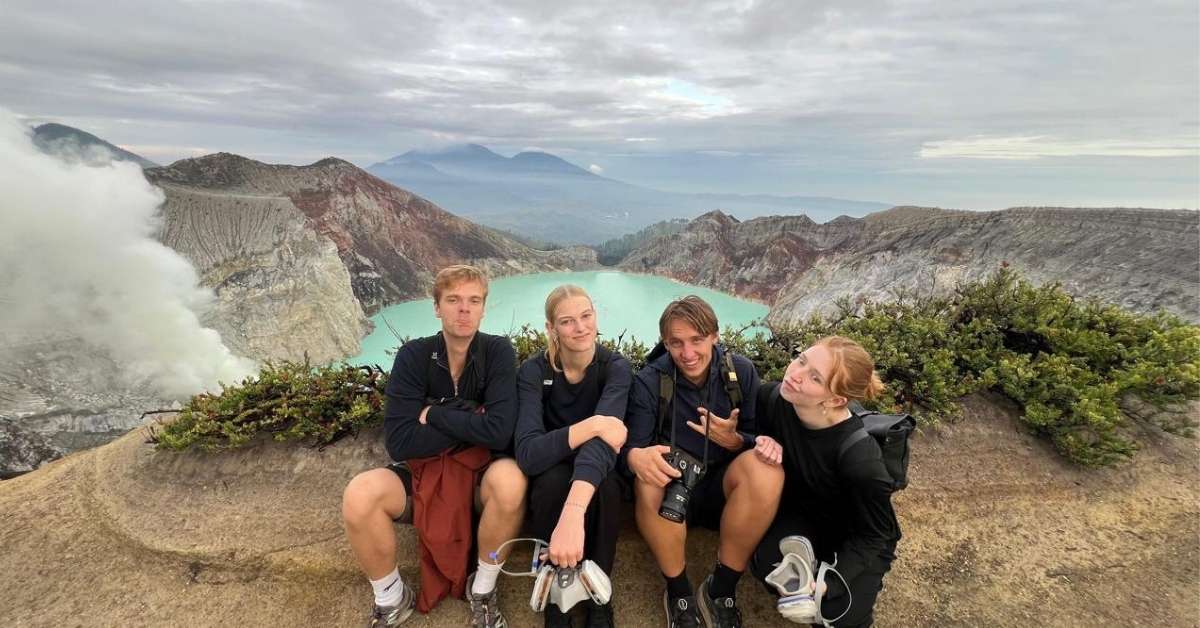 4D3N East Java Tour Covering Bromo, Ijen and Top 10 Sites