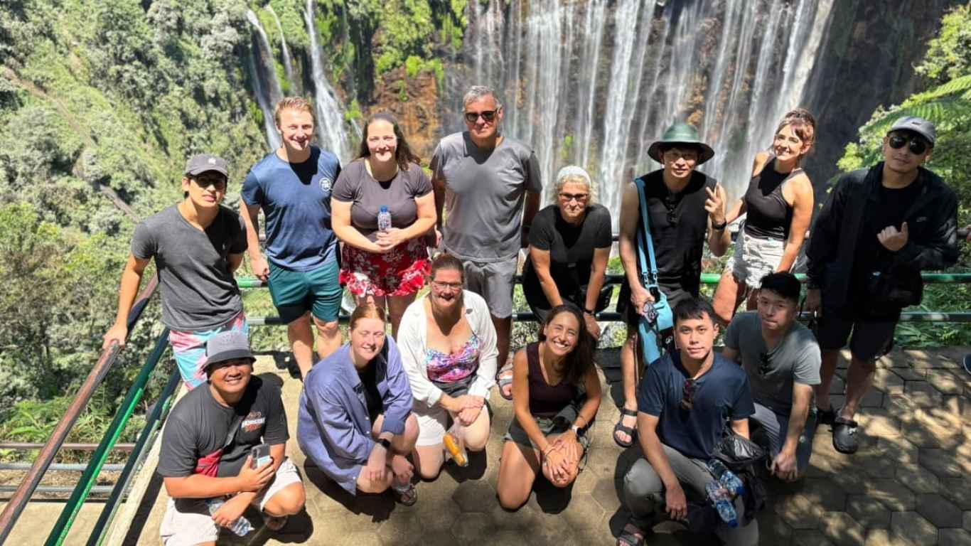 4Day East Java Tour with Hotel Pickup Explained