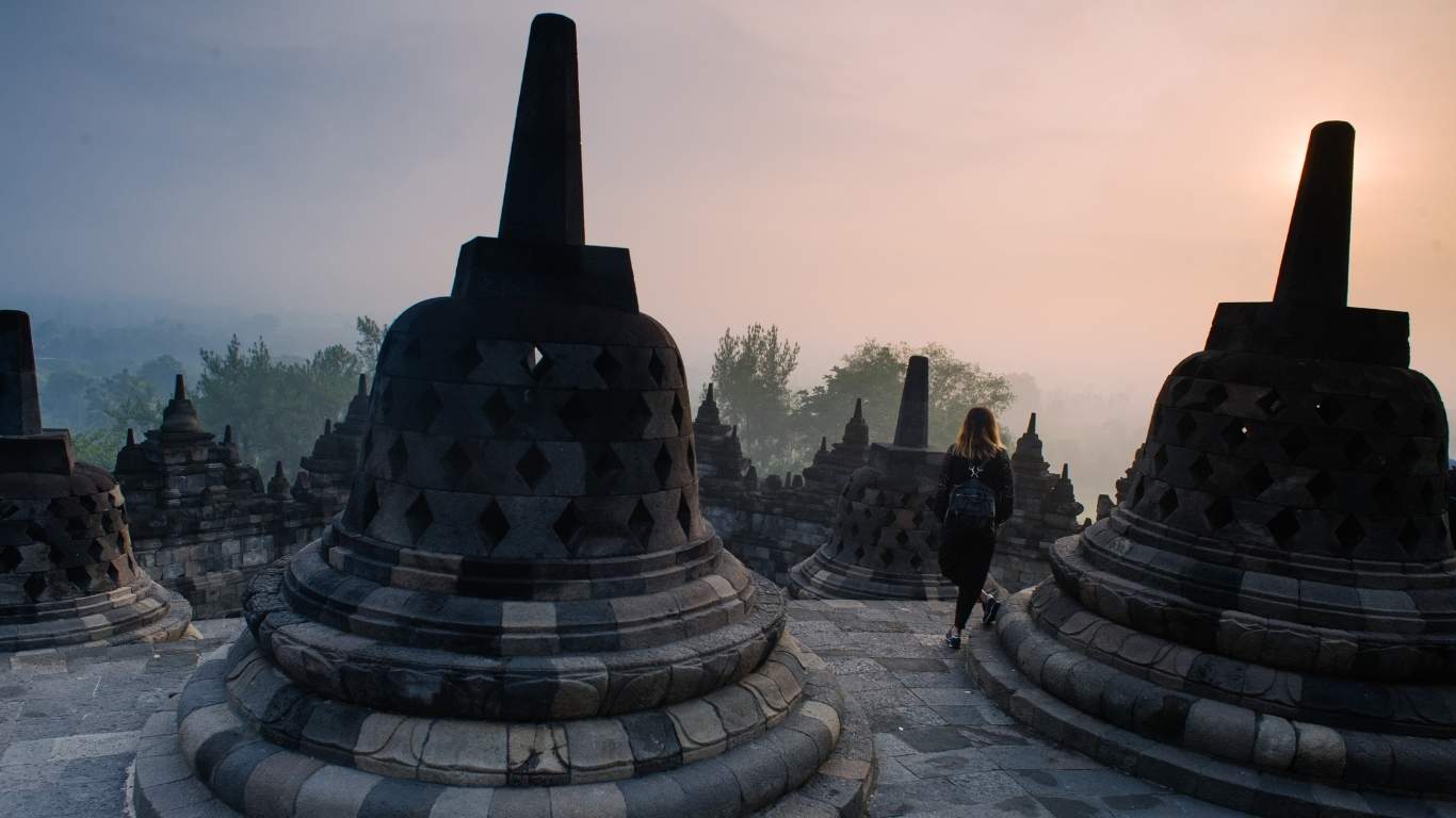 Experiences in Borobudur, Bromo, and Ijen on a 6-Day Adventure