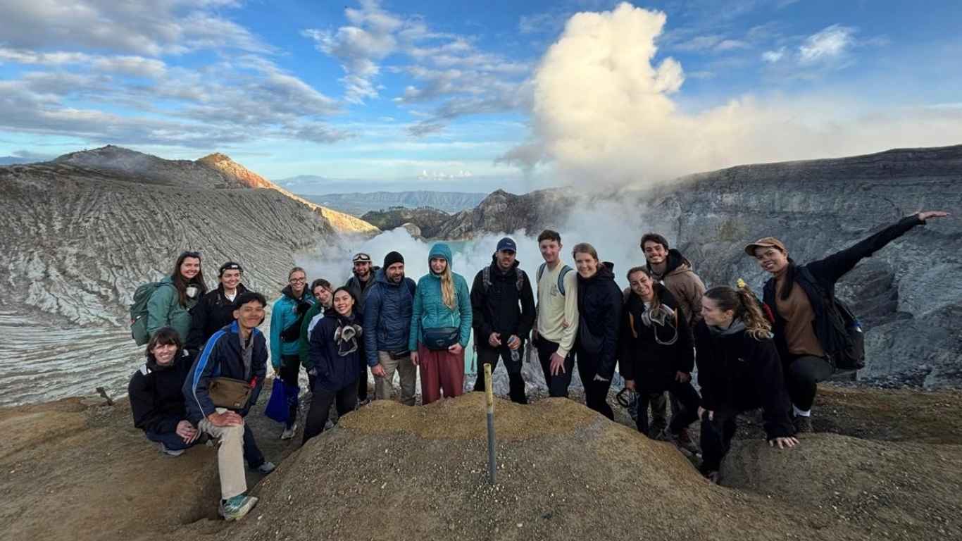 How Hard Is the Ijen Crater Hike Really? An Honest Guide