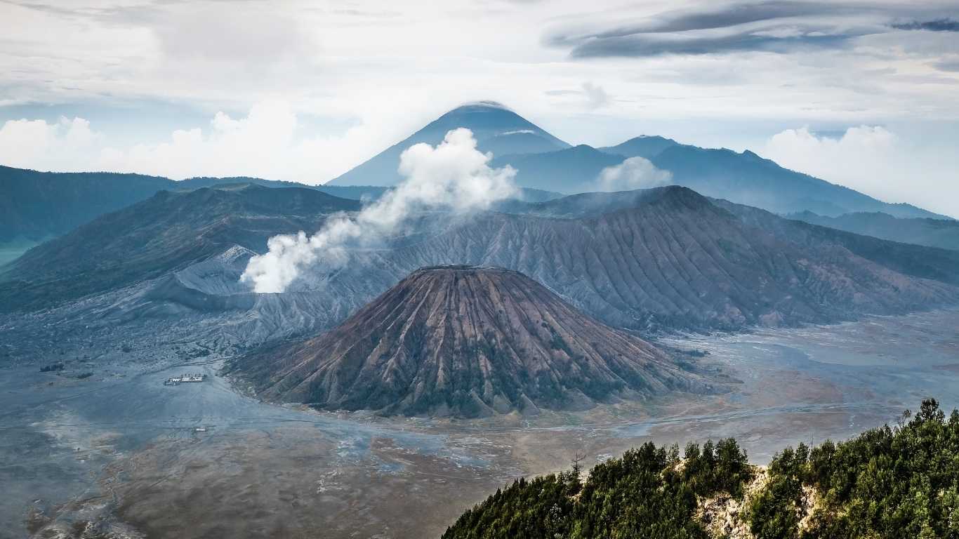 Mount Bromo Ijen Tour Packages
