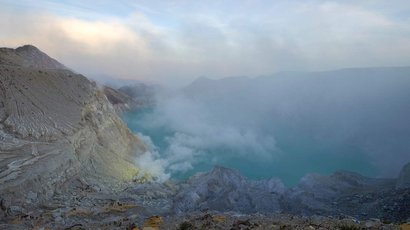 kawah ijen view 4 day tour