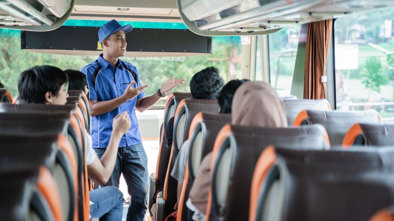 transportation option to borobudur temple