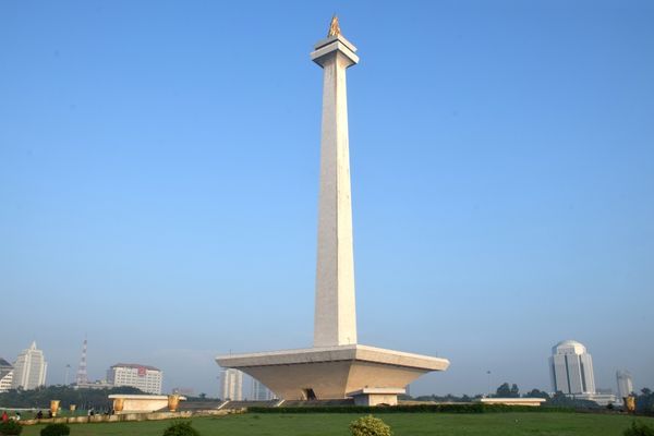 Monas