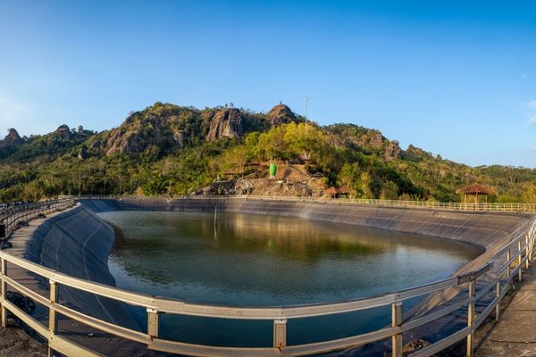 Nglanggeran Lake